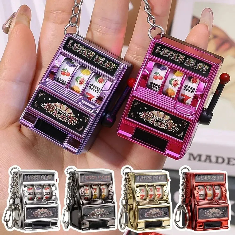 Mini Slot Machine Keychain – Lucky Jackpot Retro Spinner Toy & Key Holder